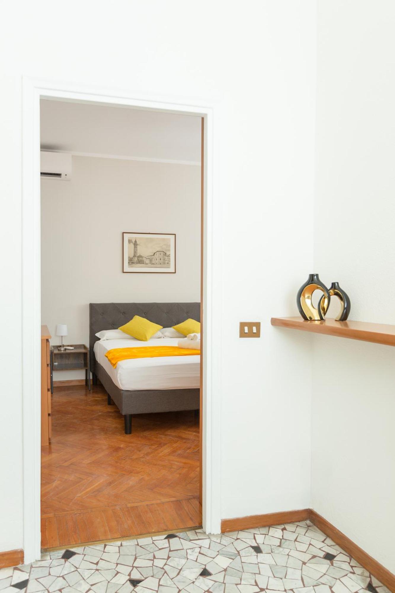 Bergamo 8 - Exclusive Apartment Milan Exterior photo